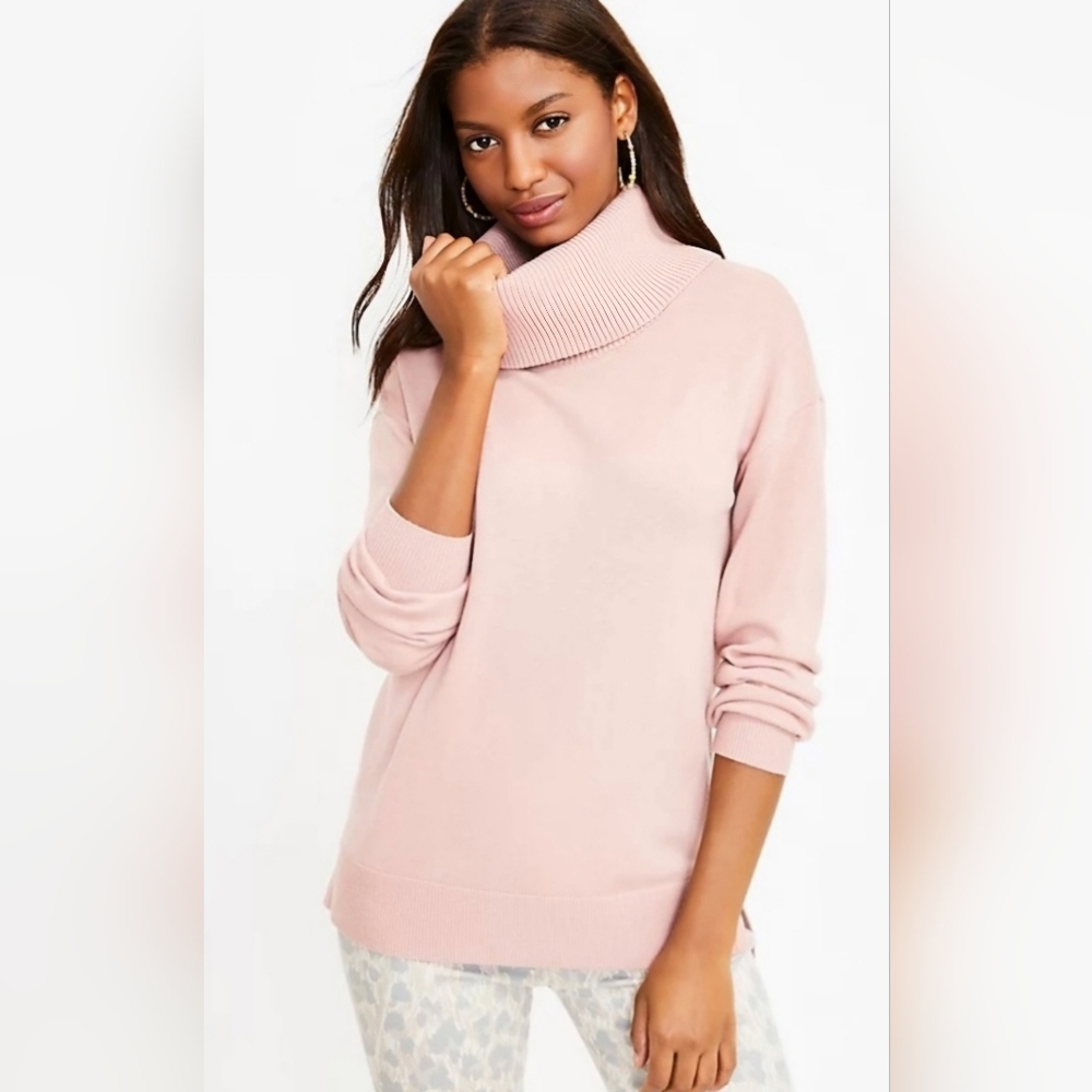 NWOT Loft Tunic Sweater Blush Pink Cowl Hi Low Hem Soft Tunic Sweater - Size M